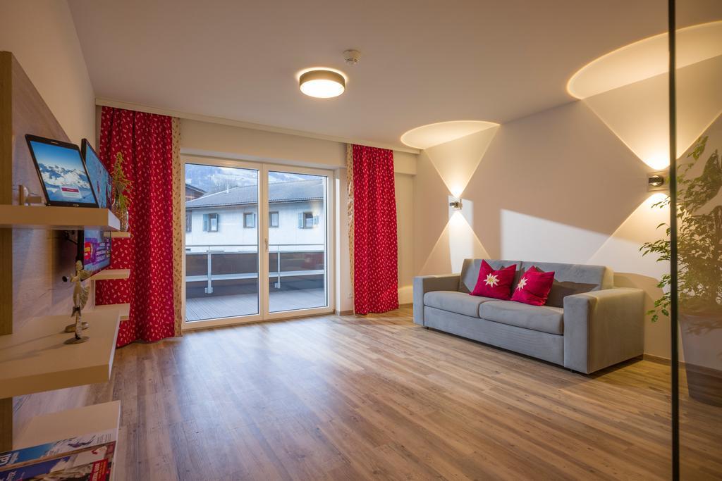 Aparthotel Alptirol Kaltenbach Bagian luar foto