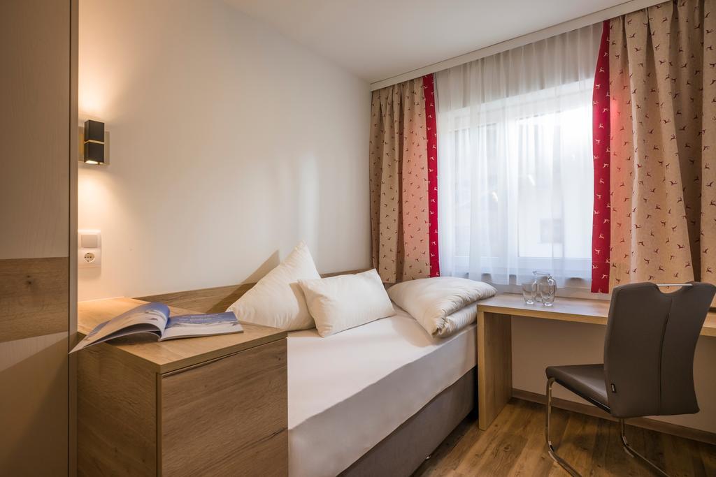 Aparthotel Alptirol Kaltenbach Bagian luar foto
