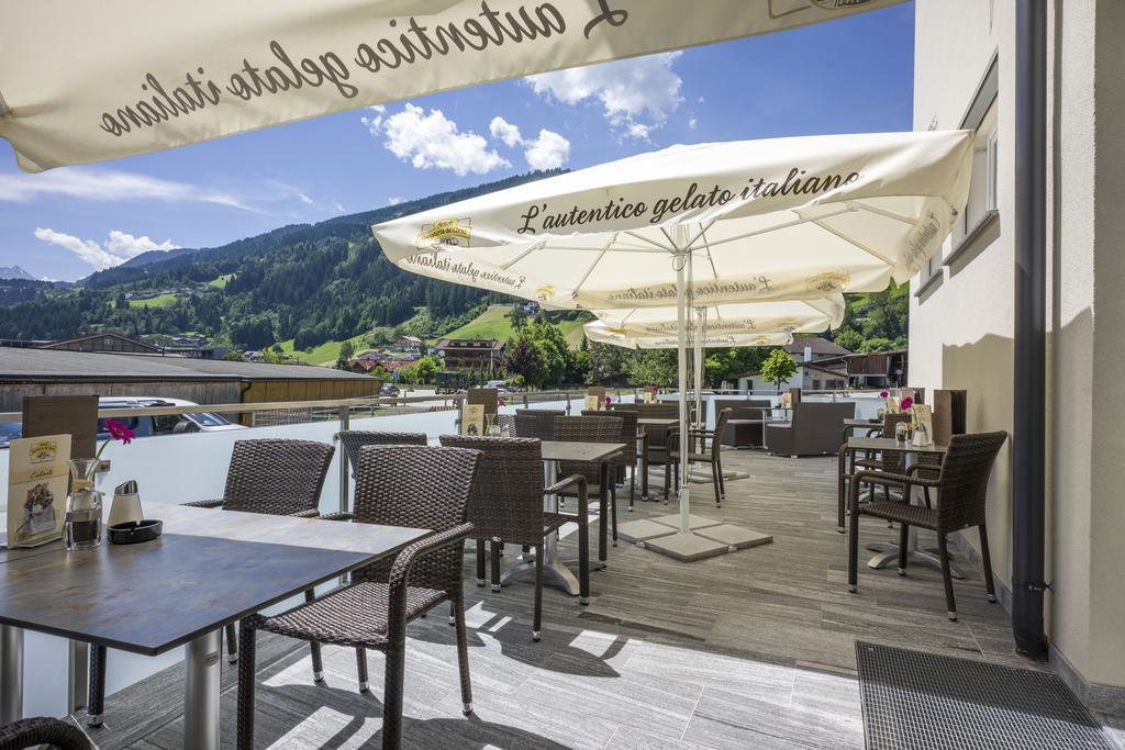 Aparthotel Alptirol Kaltenbach Bagian luar foto